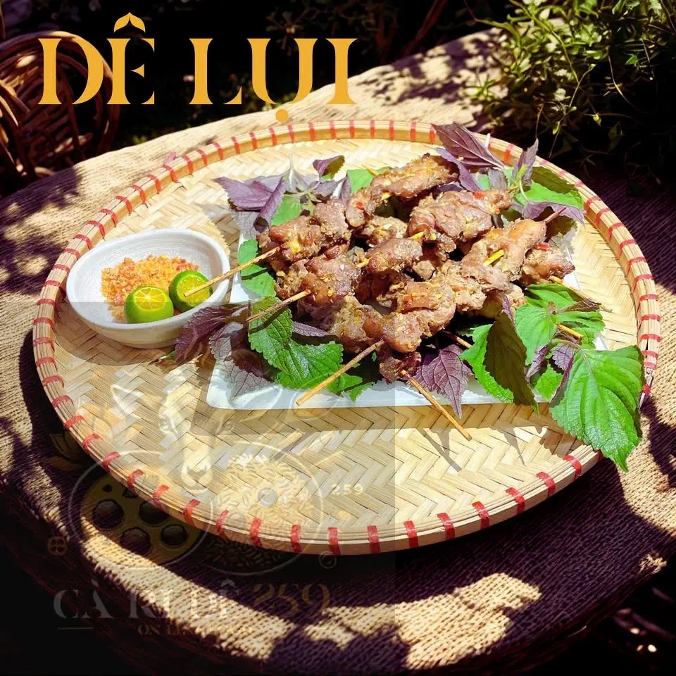 Hình ảnh Cà Ri Dê Phần VỪA + 4 Xiên Dê Lụi ( Tặng Cơm Nị)