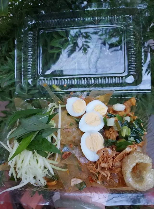 Hình ảnh BT trộn mỡ hành tóp mỡ