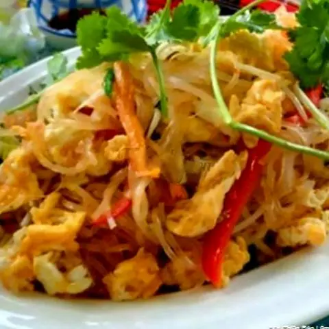 Hình ảnh Hủ tiếu mềm xào trứng