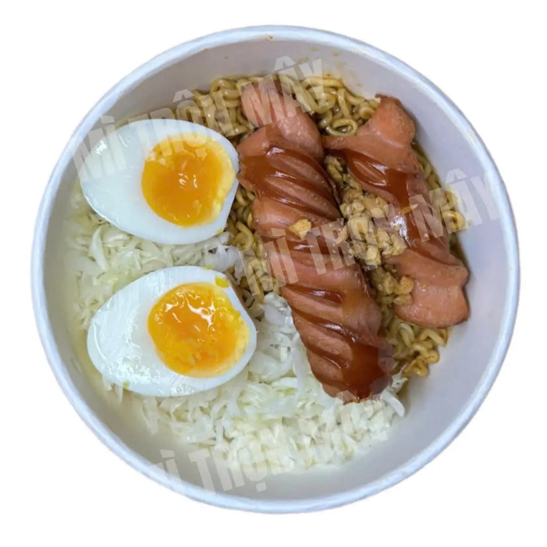 Hình ảnh Mì Trộn Trứng Xúc Xích Ngon