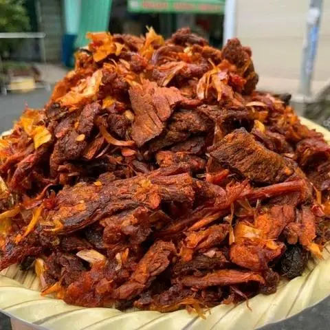 Hình ảnh Khô Bò Vụn Cháy Tỏi 500g
