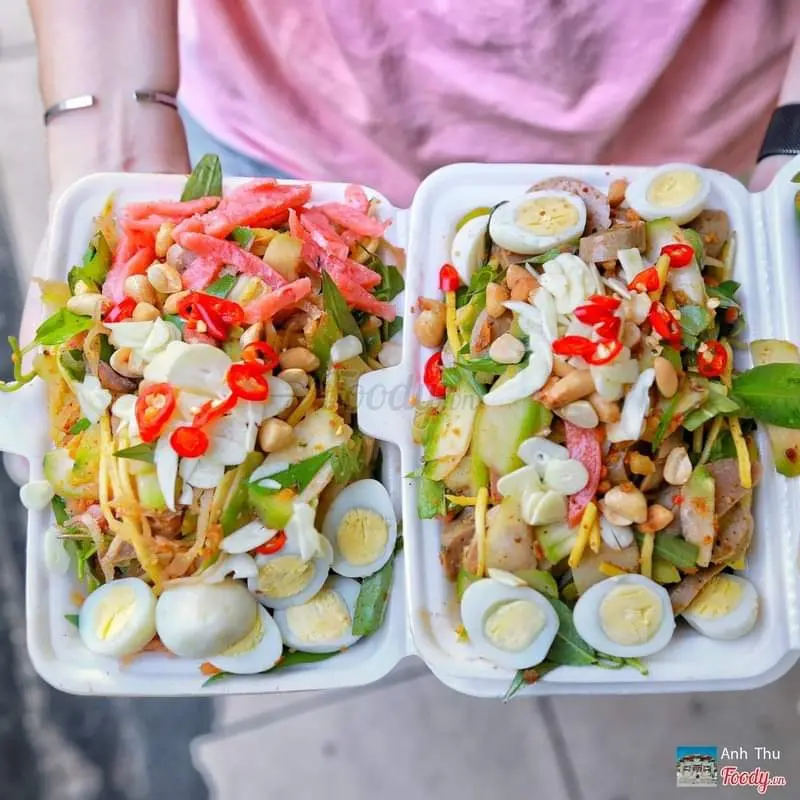 Hình ảnh Tré trộn nem chua 