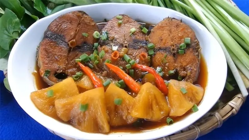Hình ảnh Cơm cá ngừ kho