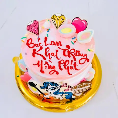 Hình ảnh bánh kem mini trang trí socola ăn được