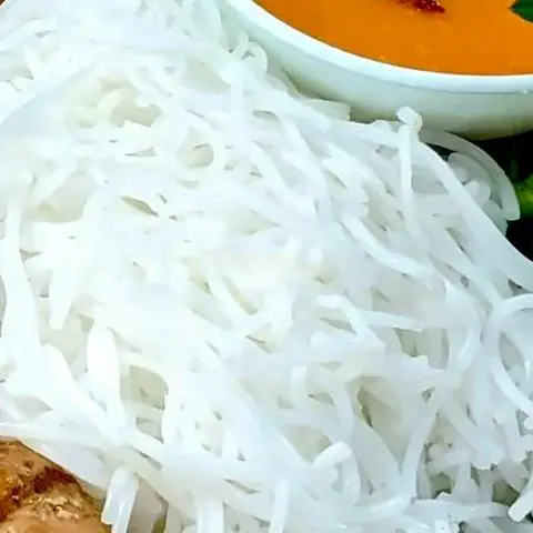 Hình ảnh Bún thêm