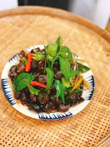 Hình ảnh Ốc bé xào cay - ốc đắng