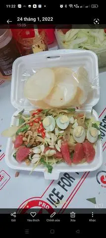 Hình ảnh Tré trộn nem Huế