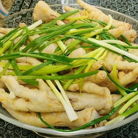 Hình ảnh 500gr chân gà ri hấp hành