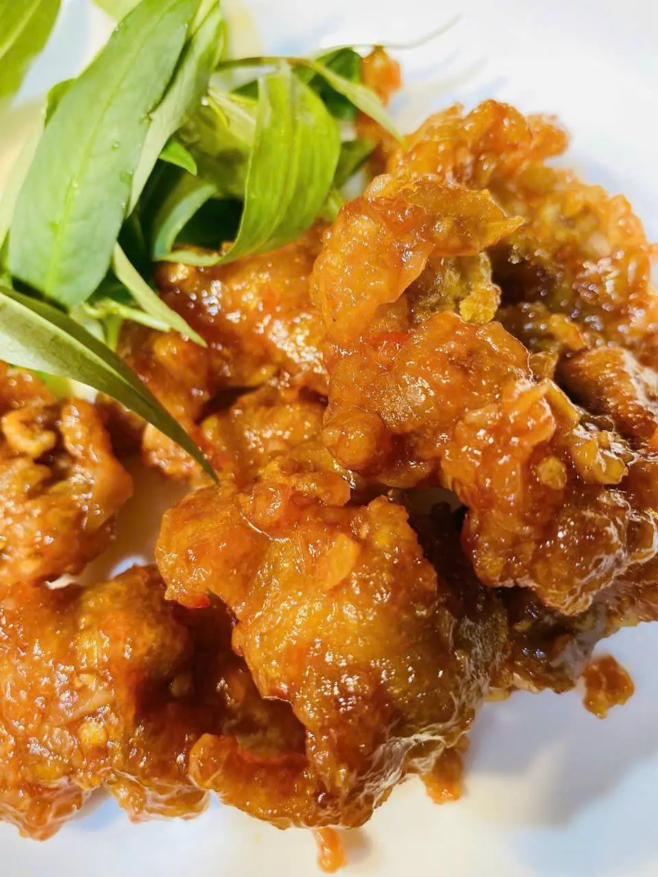 Hình ảnh Chân gà chiên giòn sốt nước mắm