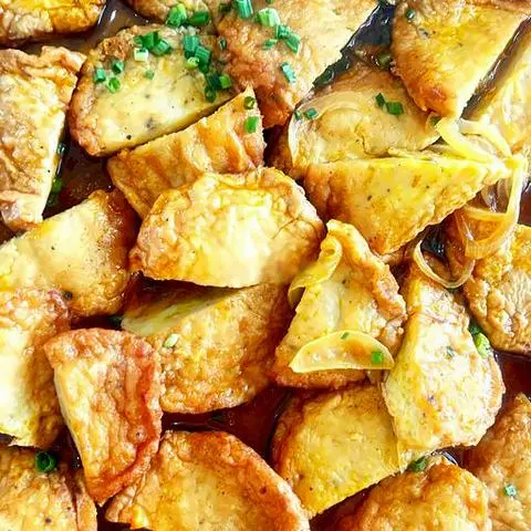 Hình ảnh Chả cá chay kho (nữa miếng)