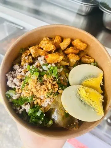 Hình ảnh Bánh tráng dẻo mỡ hành đặc biệt