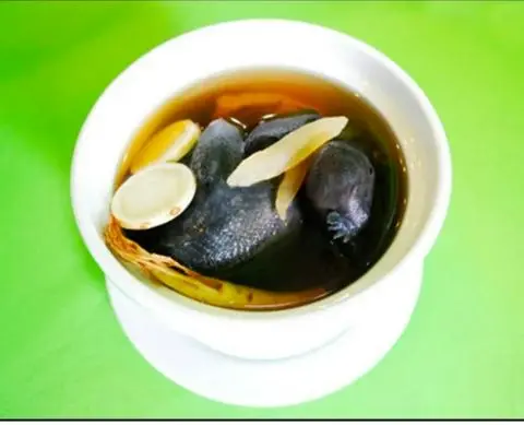 Hình ảnh Gà ác tiềm thuốc Bắc