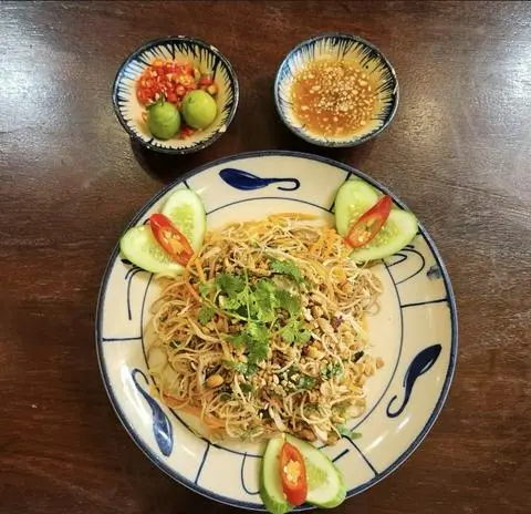 Hình ảnh Nộm hoa chuối chay
