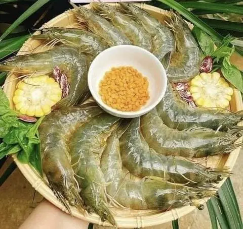 Hình ảnh Cháo tôm nhảy sốt bơ phô mai