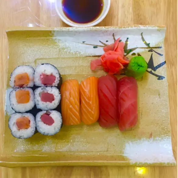 Hình ảnh Combo Sushi 11 
