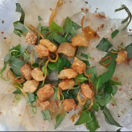 Hình ảnh Bánh tráng mỡ hành tóp mỡ