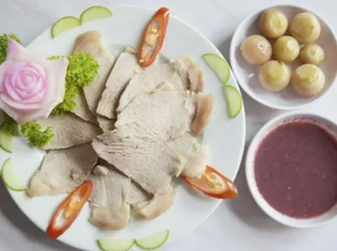 Hình ảnh Cơm niêu thịt luộc cà pháo