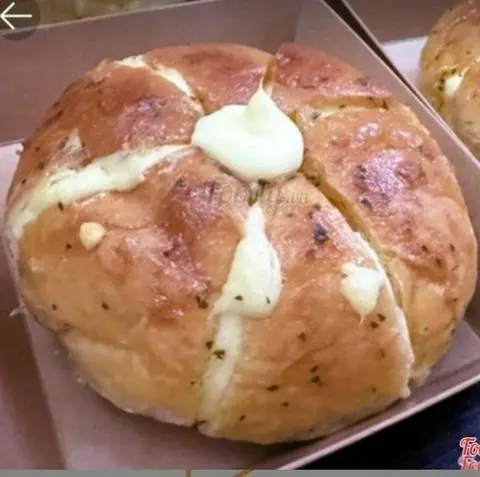 Hình ảnh Bánh mì bơ tỏi phô mai