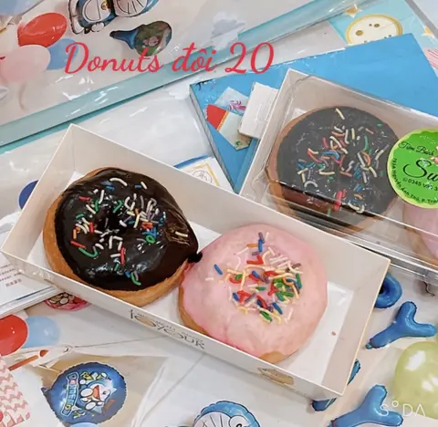 Hình ảnh Bánh Donut đôi