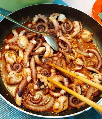 Hình ảnh Bạch Tuộc Xào Cay - Nhỏ 