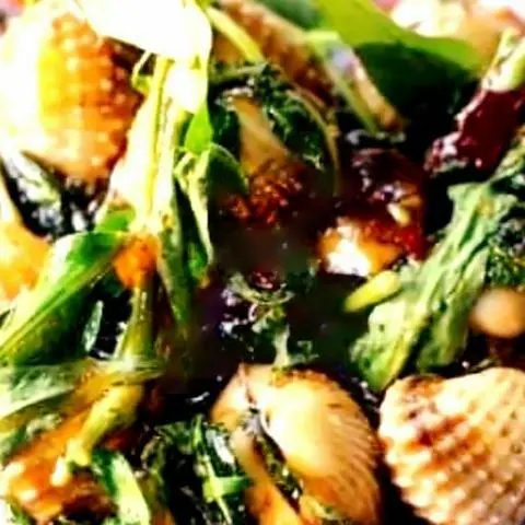 Hình ảnh Sò huyết rang me
