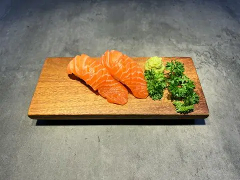 Hình ảnh Sushi cá hồi - A1