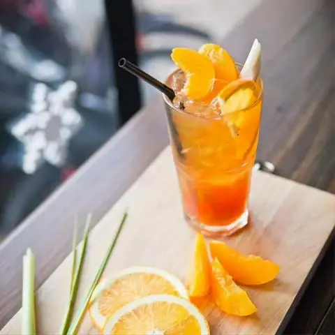 Hình ảnh Trà đào cam sả