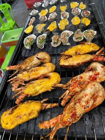 Hình ảnh Tôm hùm nướng phô mai