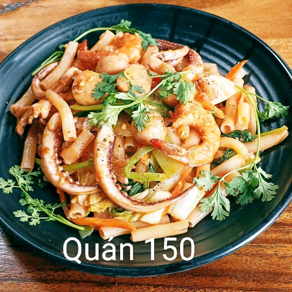 Hình ảnh Nui Xào Thập Cẩm 