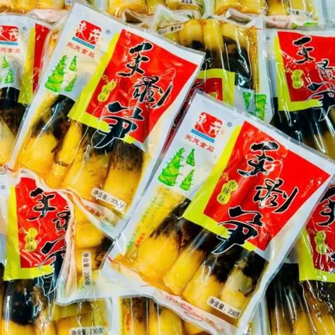 Hình ảnh Măng chua cay Tứ Xuyên ngâm ớt (Gói 180g) 