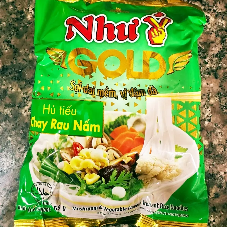 Hình ảnh Hủ tiếu chay rau nấm như ý