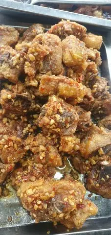 Hình ảnh Gà chiên nước mắm thêm