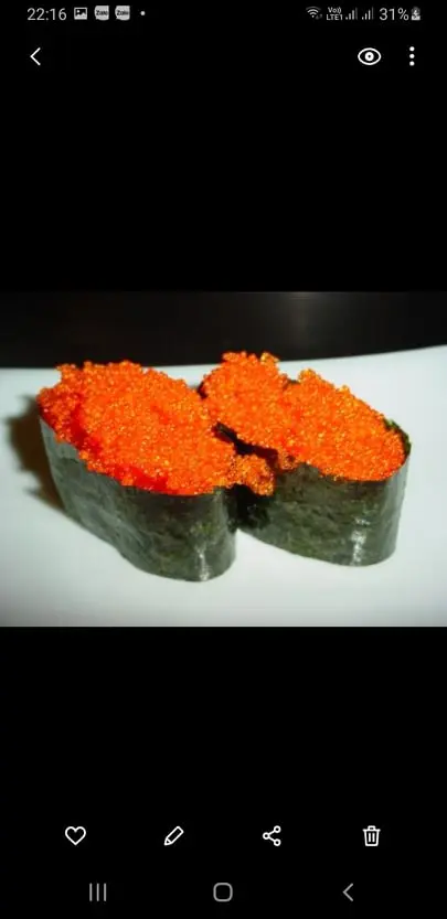 Hình ảnh Sushi trứng cá chuồn