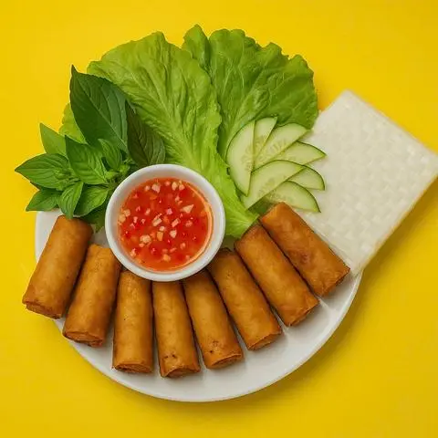 Hình ảnh Combo 8 cuốn chả giò kèm bánh tráng