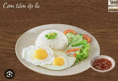 Hình ảnh Cơm Tấm Ốp La 2 Trứng