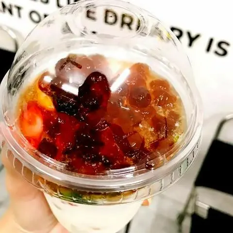 Hình ảnh Sữa chua dầm ( trân châu thạch)