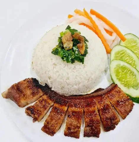 Hình ảnh Cơm tấm ba rọi nướng mật ong