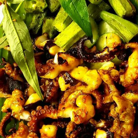 Hình ảnh Combo bạch tuộc - đậu bắp