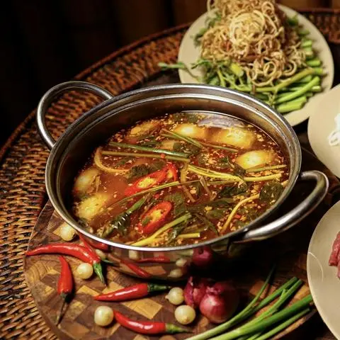 Hình ảnh Lẩu bạch tuộc sa tế