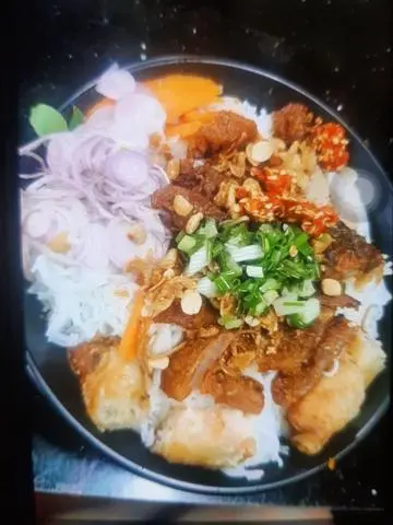 Hình ảnh BÚN THỊT NƯỚNG ngon håo hąng (size đăc biet)