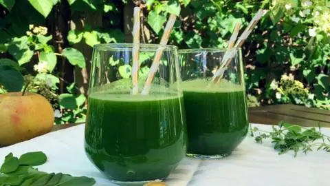 Hình ảnh Nước ép diếp cá mix rau má