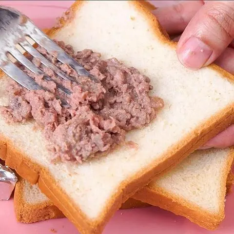 Hình ảnh Sandwich Pate , Bơ Double - Đổi khẩu Vị
