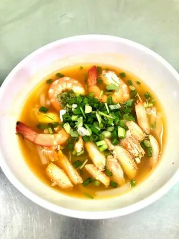 Hình ảnh Bánh canh cua - tôm