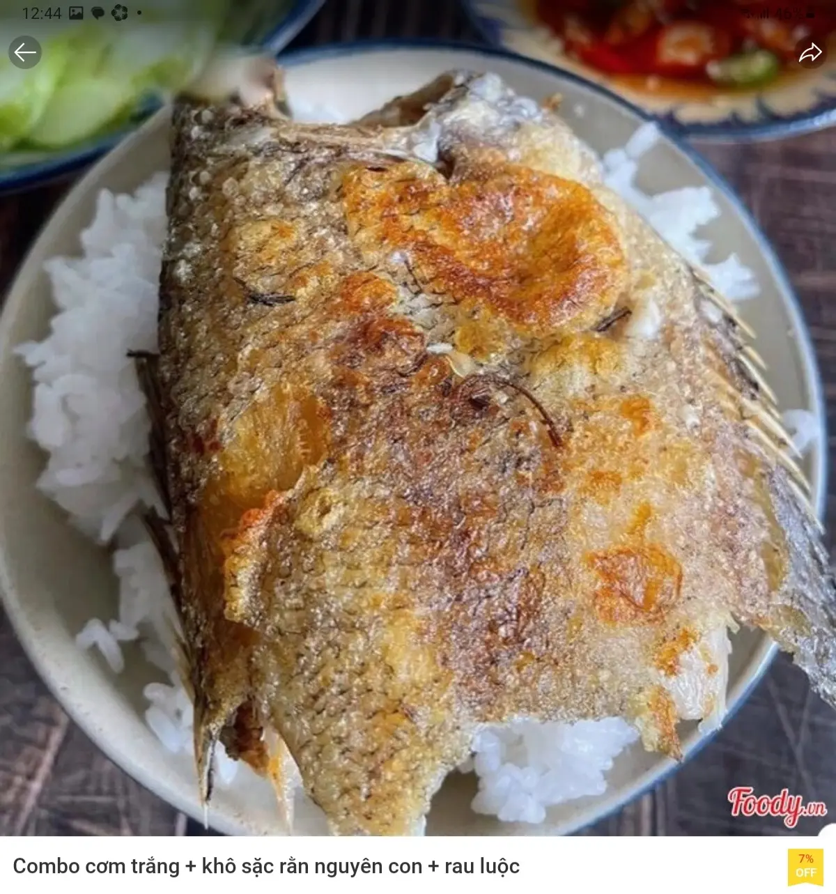 Hình ảnh Cơm trắng + khô sặc rằn nguyên con + rau luộc 