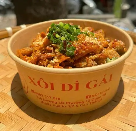 Hình ảnh Xôi bát bửu gà xé da gà