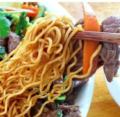 Hình ảnh Mì xào bò 2 vắt mì