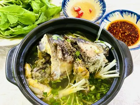 Hình ảnh Bánh canh đầu cá lòng 