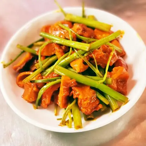 Hình ảnh Phá lấu xào rau muống