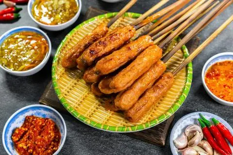 Hình ảnh Nem nướng - 1 cây 