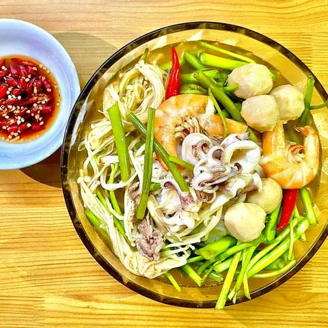 Hình ảnh BÚN THÁI HẢI SẢN 